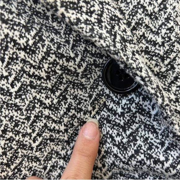 CATO WOMAN Black White Chevron Knit Jacket Coat Fall Winter Size 26/28W - Picture 7 of 7